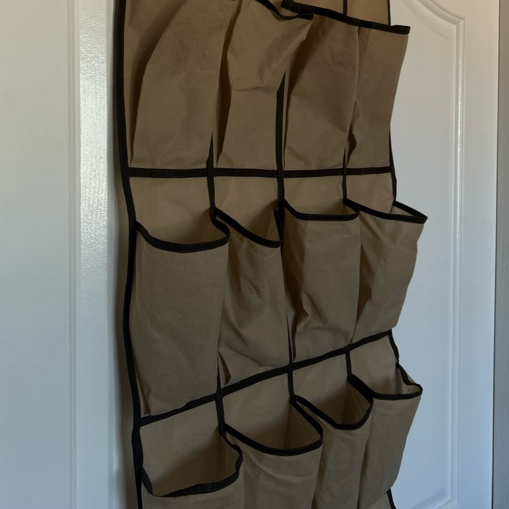 Back of door hanging show organizer